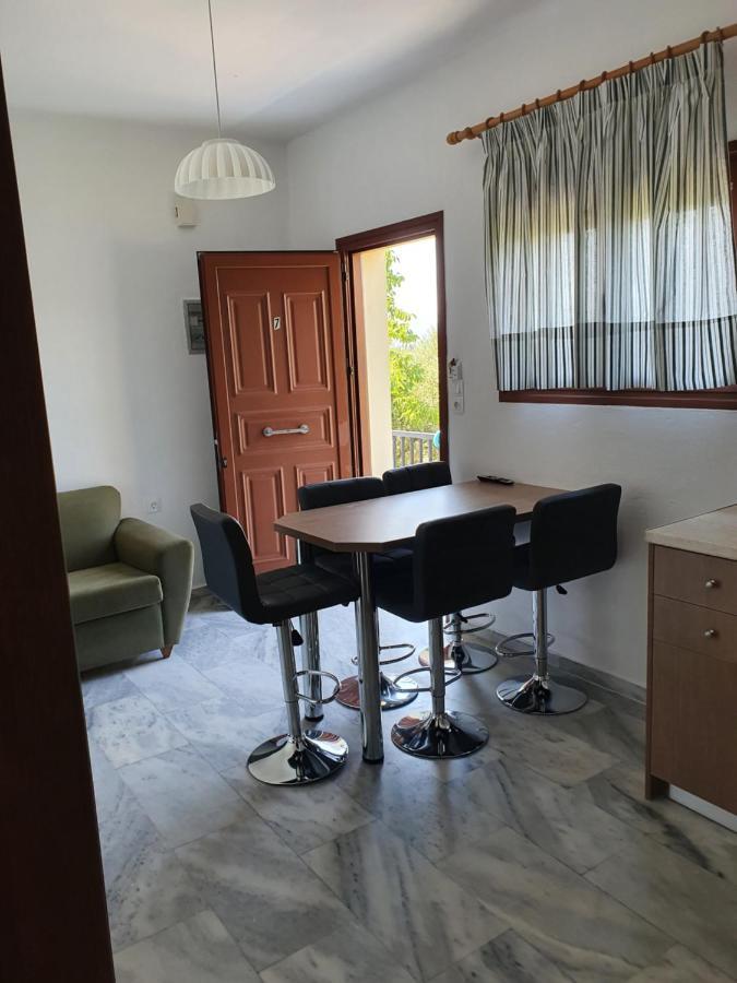 Kiki Studios Kalamákion Exteriér fotografie