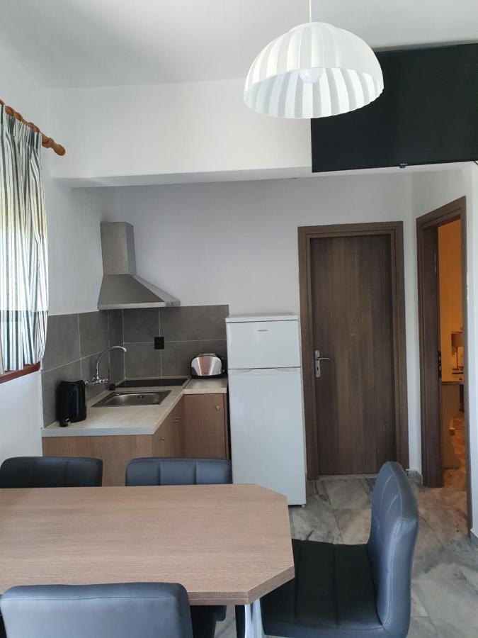 Kiki Studios Kalamákion Exteriér fotografie