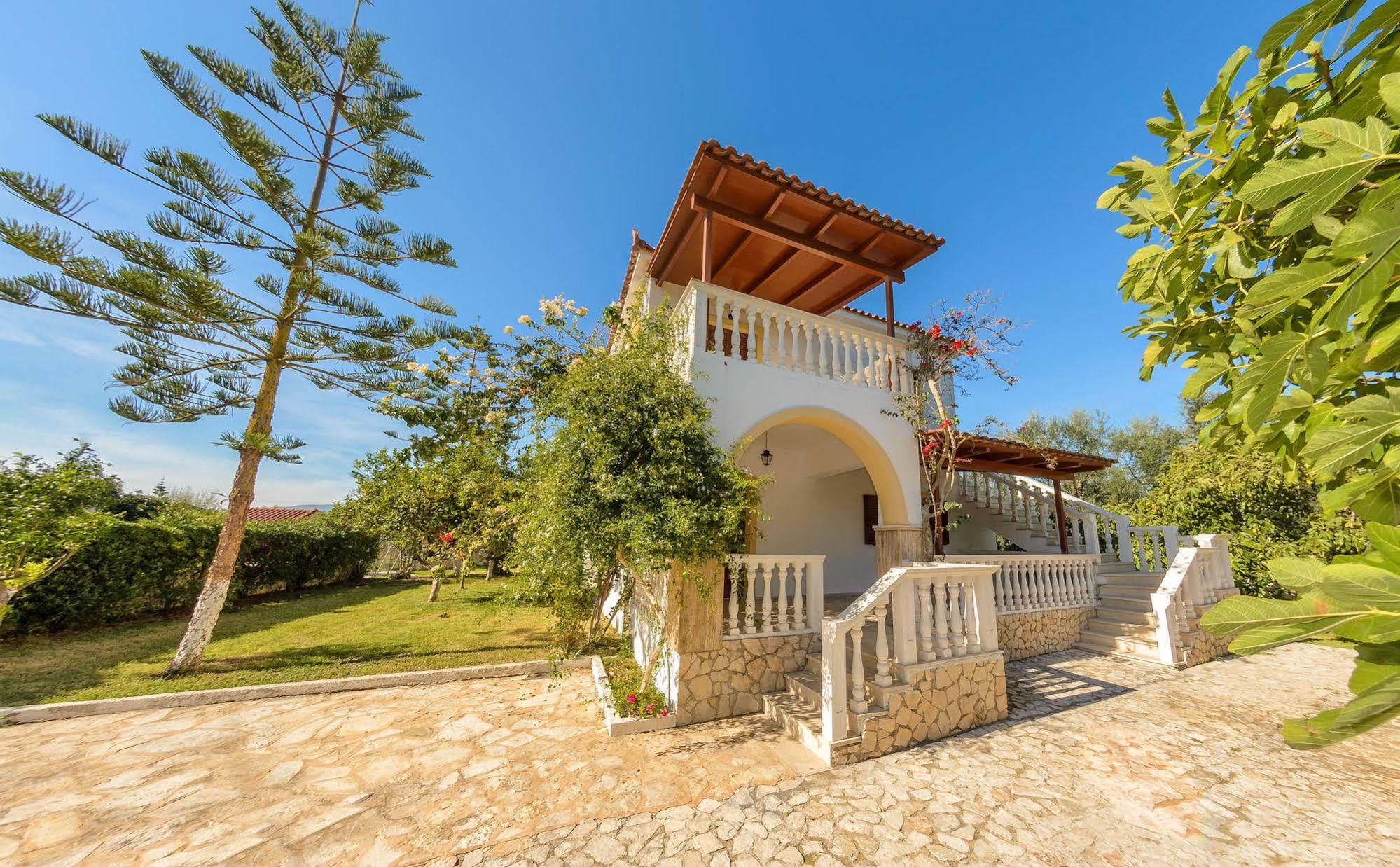 Kiki Studios Kalamákion Exteriér fotografie